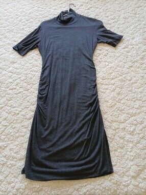 ​Amour Vert Gray Ruched Side Turtleneck Mock Neck Midi Dress Size M Soft Knit US